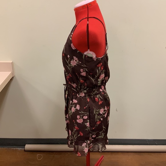 American Eagle shorts romper - Picture 4 of 7